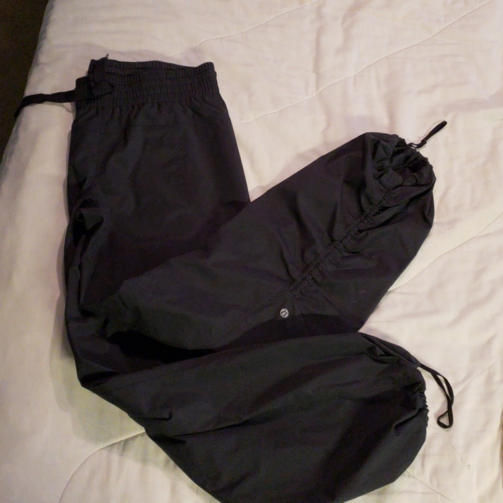 Lululemon lounge pants